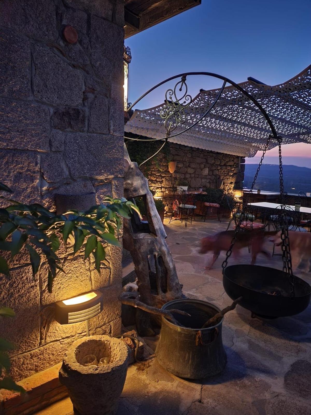 Assos Sunset Hotel エクステリア 写真