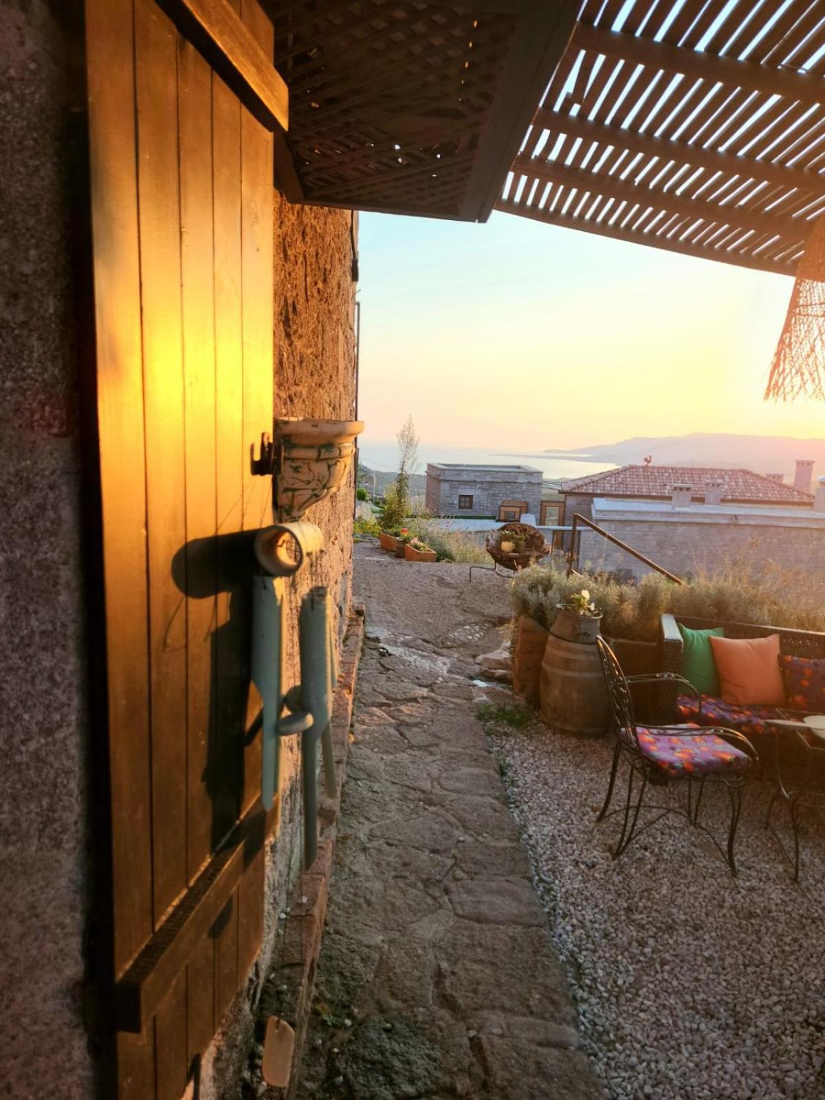 Assos Sunset Hotel エクステリア 写真